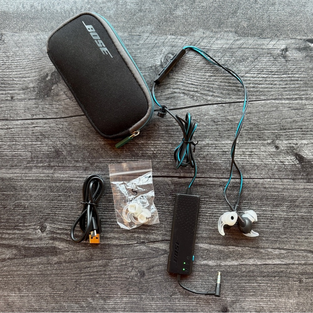Bose QC20 Wired Headphones Noise Cancelling Earbuds